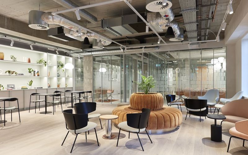 1 Grosvenor Square, Southampton Image 7