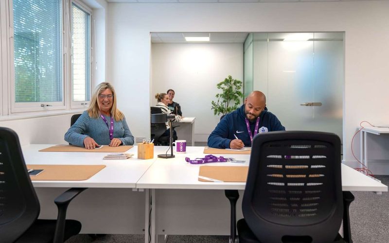 Capital Drive, Linford Wood Image 9