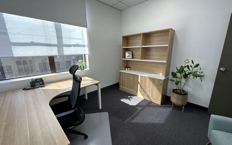 671-677 Hunter Street, Newcastle West Image 2