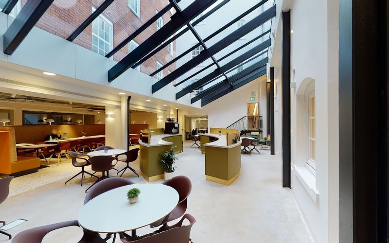 102 Colmore Row, Birmingham Image 1