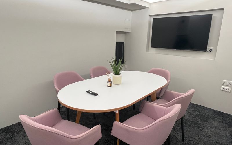 11 Cursitor Street, Greater London Image 1