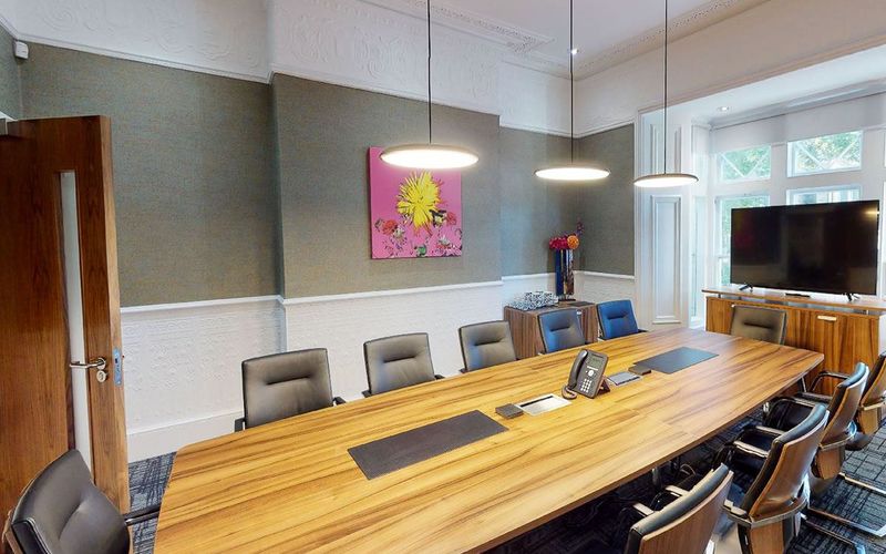 28 Cathedral Road, Pontcanna Image 8