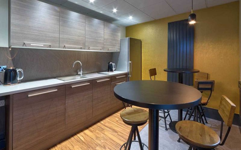 28 Cathedral Road, Pontcanna Image 5