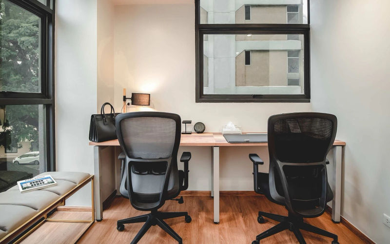 81 Sukhumvit 2, Klongtoei Image 3