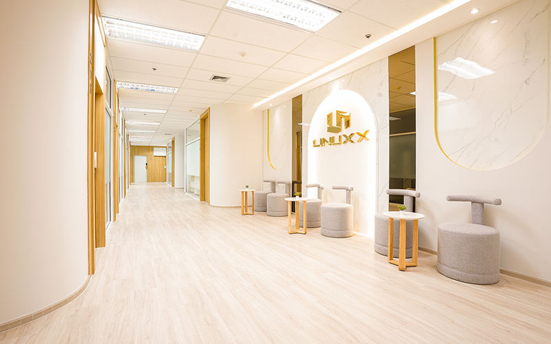 Sukhumvit Road, Khet Khlong Toei Image 6