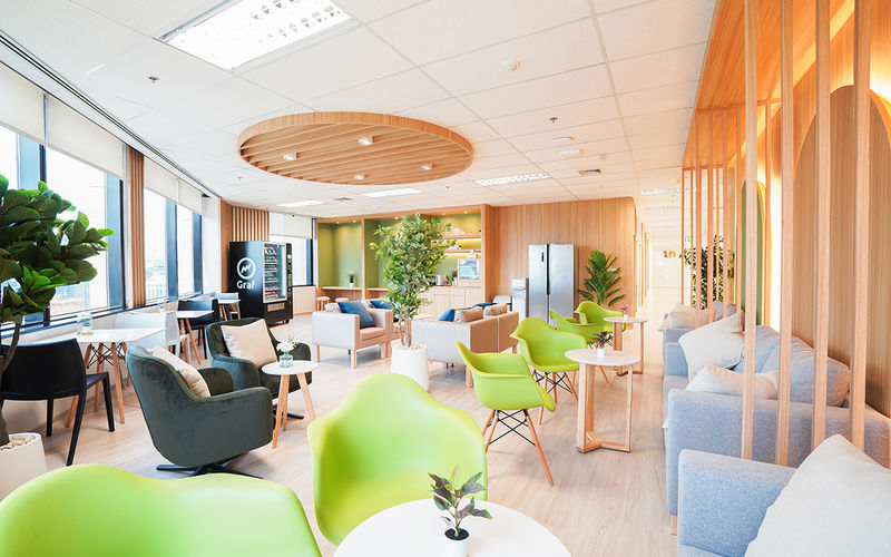 Sukhumvit Road, Khet Khlong Toei Image 7