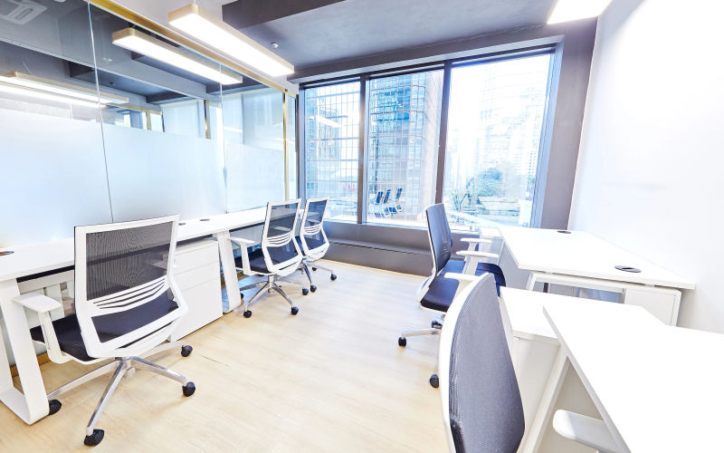 18 Harcourt Road, Admiralty Image 1