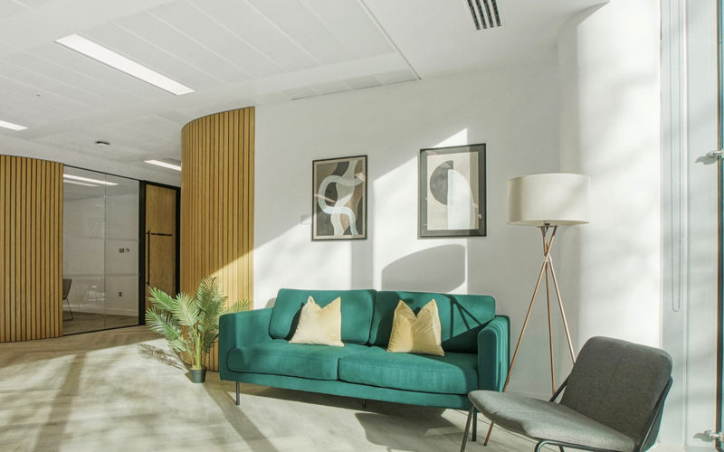 151 Shaftesbury Avenue, Greater London Image 4