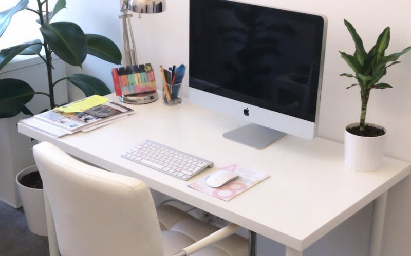 8 Grosvenor House, Cobham Image 1