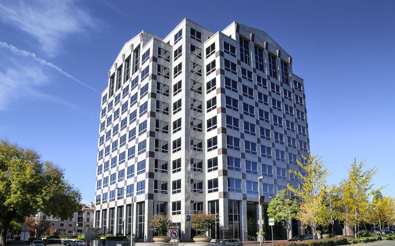 301 North Lake Ave, Pasadena, 50 DESKS 301 North Lake Ave, Pasadena Image 1