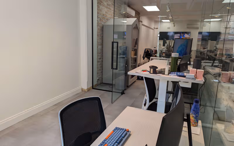 15-17 Featherstone Place, Adelaide, 5 DESKS 15-17 Featherstone Place, Adelaide image 1