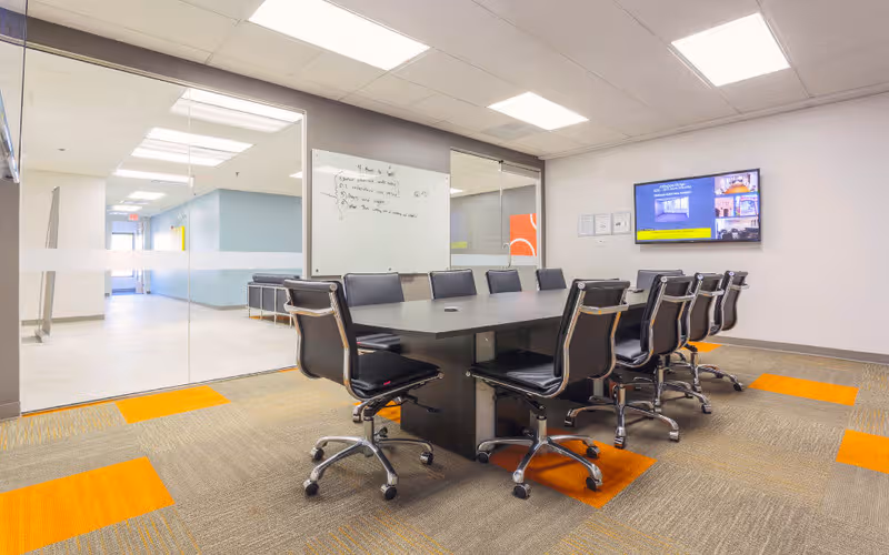 3205-3231 North Wilke Road, Arlington Heights, 70 DESKS 3205-3231 North Wilke Road, Arlington Heights image 1
