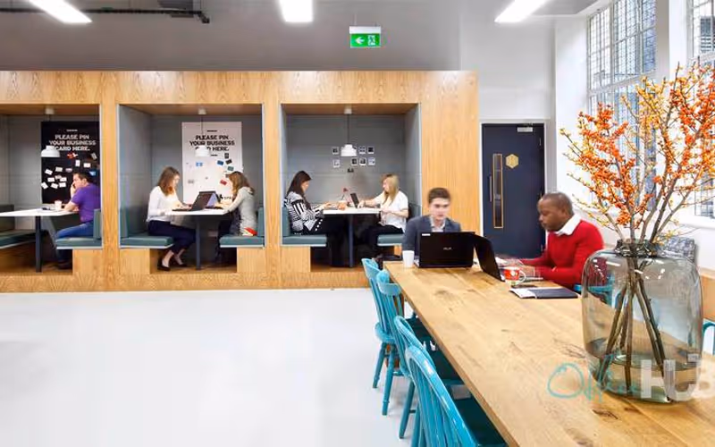 90 Connaught Road Central, Sheung Wan, 65 DESKS 90 Connaught Road Central, Sheung Wan image 1