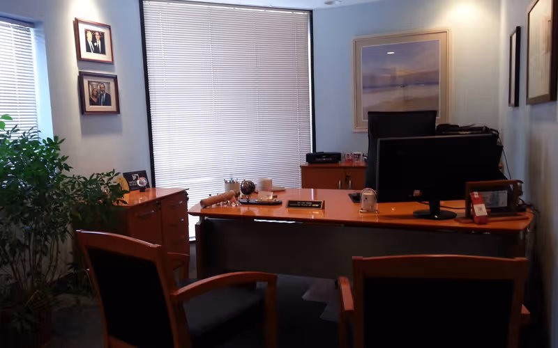 1 Eves Dr, Marlton image 1
