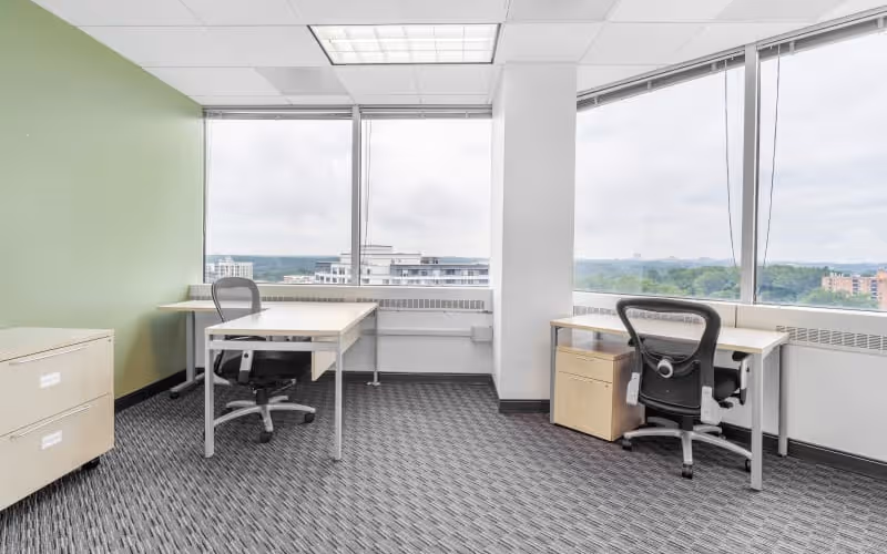 8403 Colesville Rd, Silver Spring, 50 DESKS 8403 Colesville Rd, Silver Spring image 1