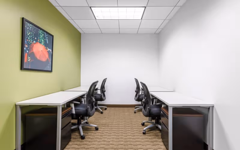 165 Broadway, New York, 50 DESKS 165 Broadway, New York image 1