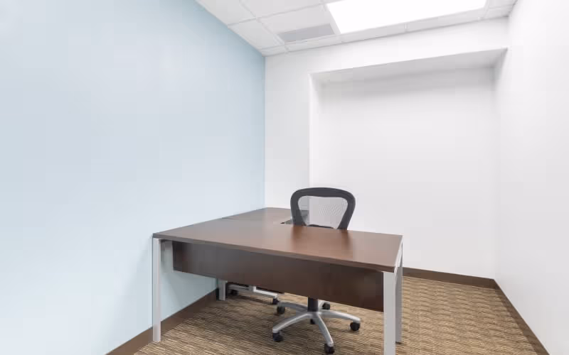 4321 West College Avenue, Appleton, 50 DESKS 4321 West College Avenue, Appleton image 1