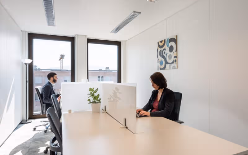 18 Av Louis-casai, Geneva, 50 DESKS 18 Av Louis-casai, Geneva image 1