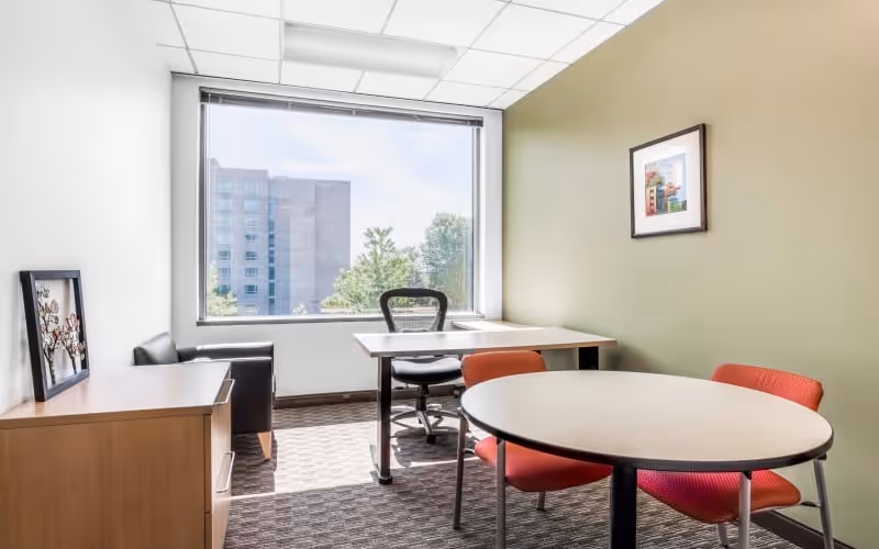1333 Burr Ridge Pkwy, Burr Ridge, 50 DESKS 1333 Burr Ridge Pkwy, Burr Ridge image 1