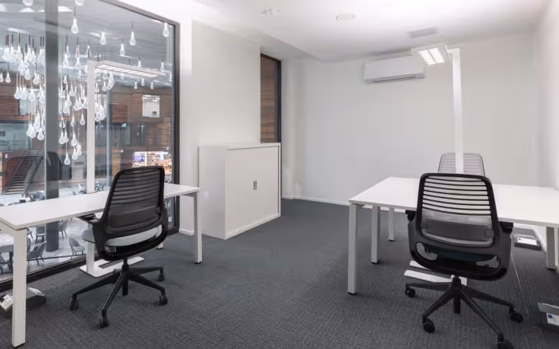 70 Hochbergerstrasse, Basel, 50 DESKS 70 Hochbergerstrasse, Basel image 1