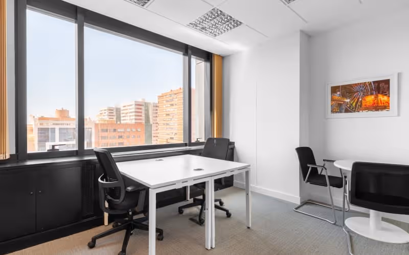 30 Avenida De Aragon, Valencia image 1