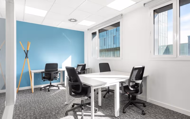 131 Avenida Diagonal, Barcelona, 50 DESKS 131 Avenida Diagonal, Barcelona image 1