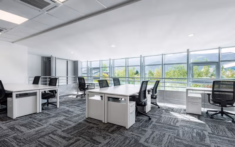 26 Avenue Jean Kuntzmann, Montbonnot-saint-martin, 50 DESKS 26 Avenue Jean Kuntzmann, Montbonnot-saint-martin image 1