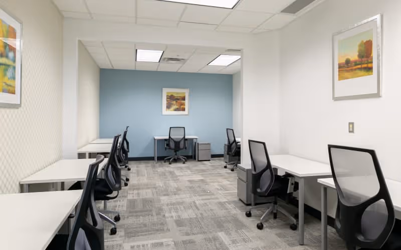 725 Cool Springs, Franklin, 50 DESKS 725 Cool Springs, Franklin image 1