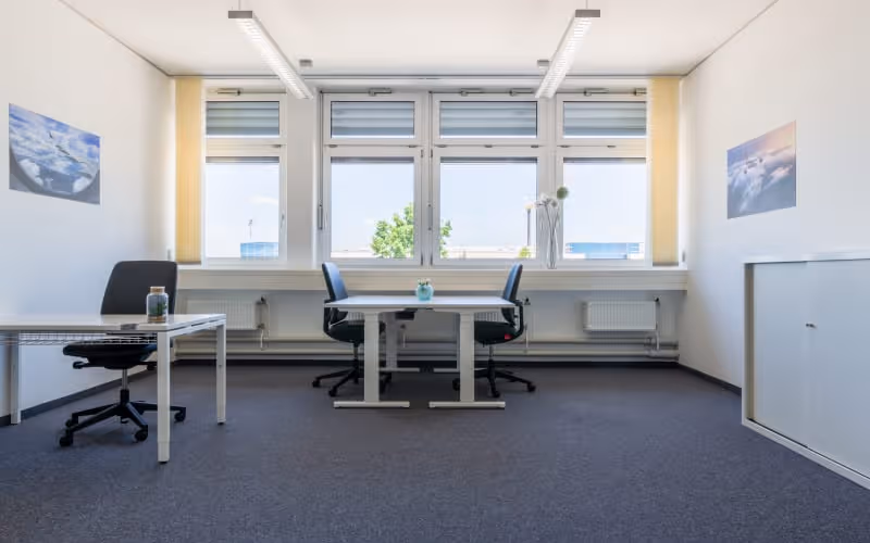 118 Flughafenstr, Nuremberg, 50 DESKS 118 Flughafenstr, Nuremberg image 1