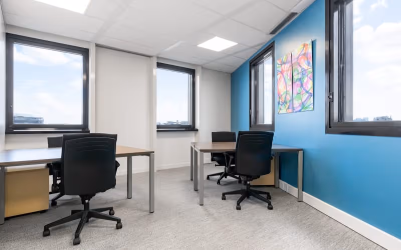 104 Avenue Albert 1er, Rueil-malmaison, 50 DESKS 104 Avenue Albert 1er, Rueil-malmaison image 1