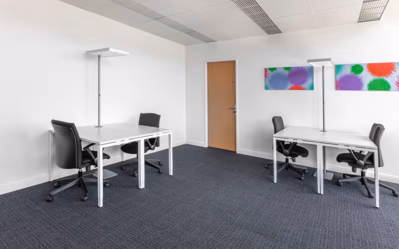 135 Baarerstrasse, ZUG, 50 DESKS 135 Baarerstrasse, ZUG image 1