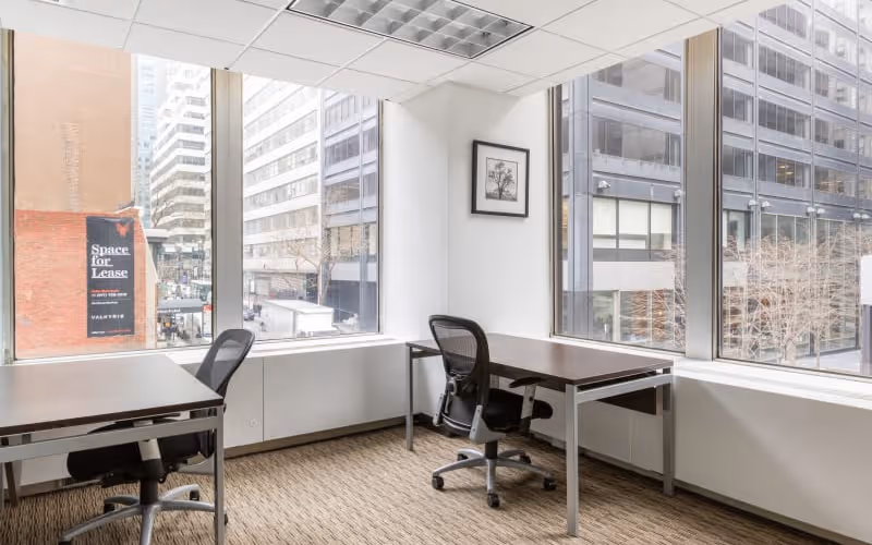 600 Third Avenue, New York, 50 DESKS 600 Third Avenue, New York image 1