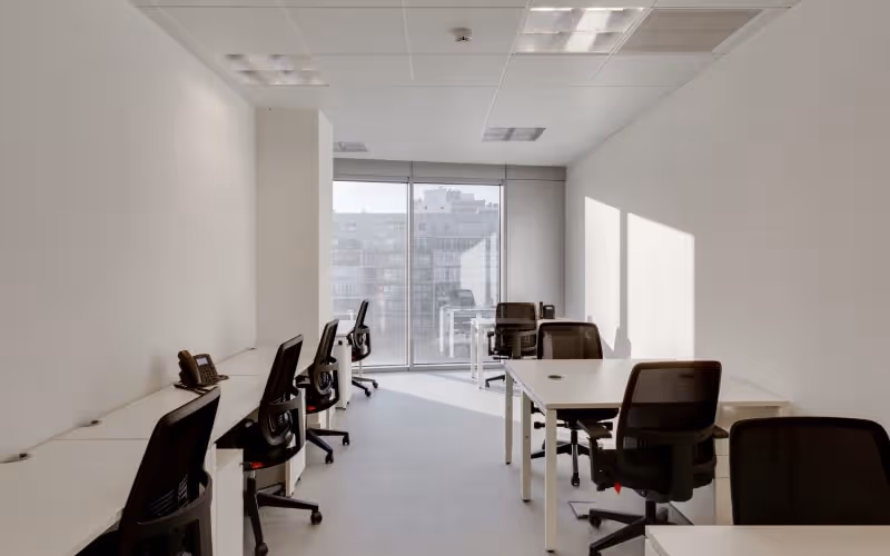 200 Paseo De La Castellana, Madrid, 50 DESKS 200 Paseo De La Castellana, Madrid image 1
