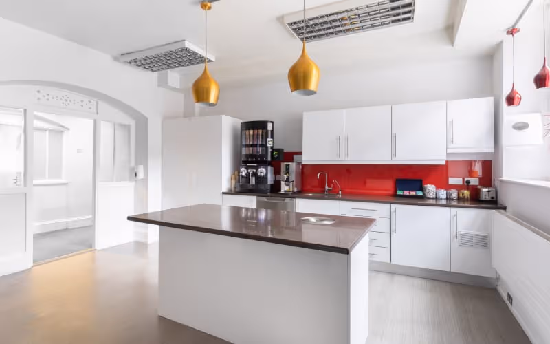 28 Pembroke Street Upper, Dublin image 1