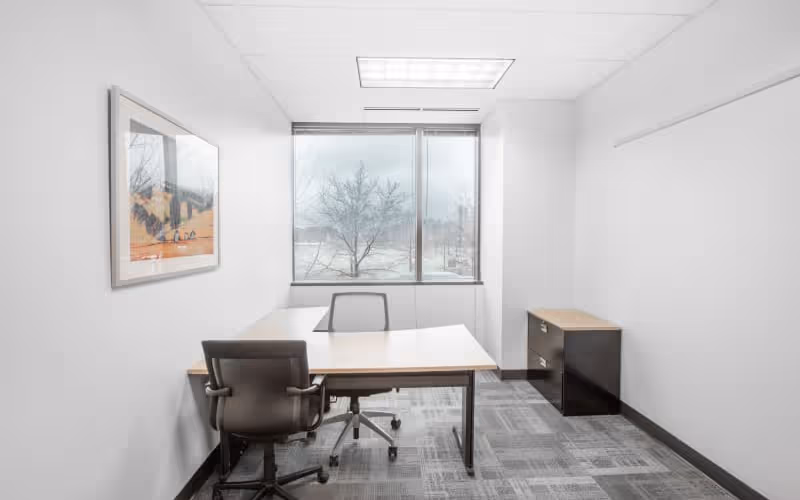 4449 Easton Way, Columbus, 50 DESKS 4449 Easton Way, Columbus image 1