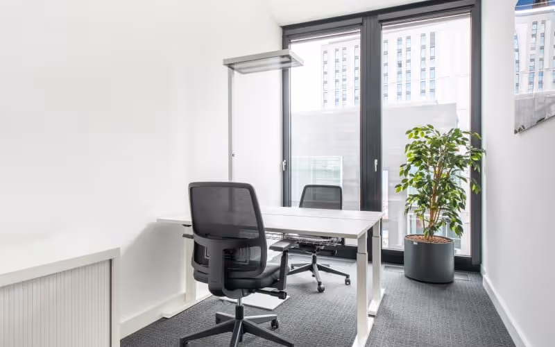 11 Gontardstrasse, Berlin, 50 DESKS 11 Gontardstrasse, Berlin image 1