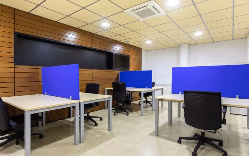 12 Plaza De La Solidaridad, Malaga, 50 DESKS 12 Plaza De La Solidaridad, Malaga image 1