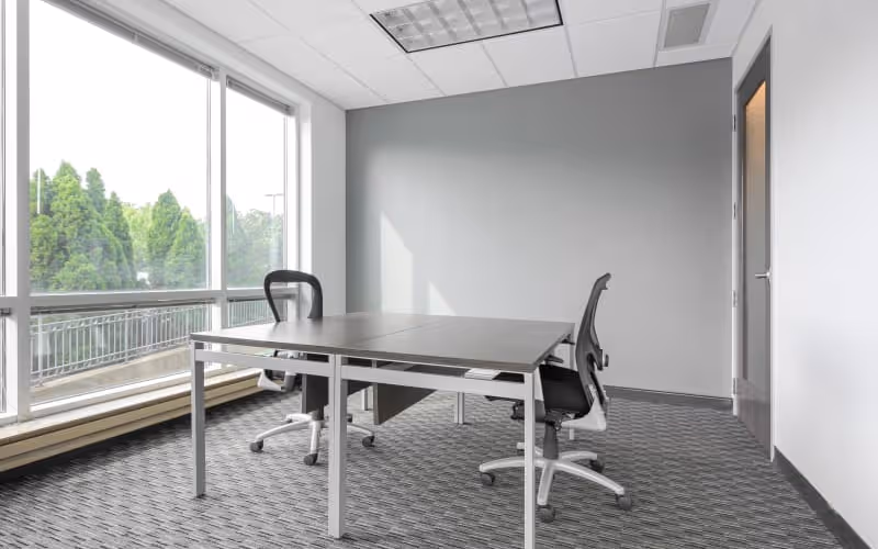 10200 Forest Green Blvd, Louisville, 50 DESKS 10200 Forest Green Blvd, Louisville image 1
