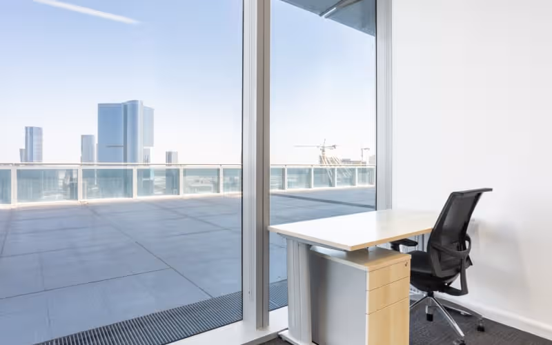 Adgm Square Maryah Island, Abu Dhabi, 50 DESKS Adgm Square Maryah Island, Abu Dhabi image 1