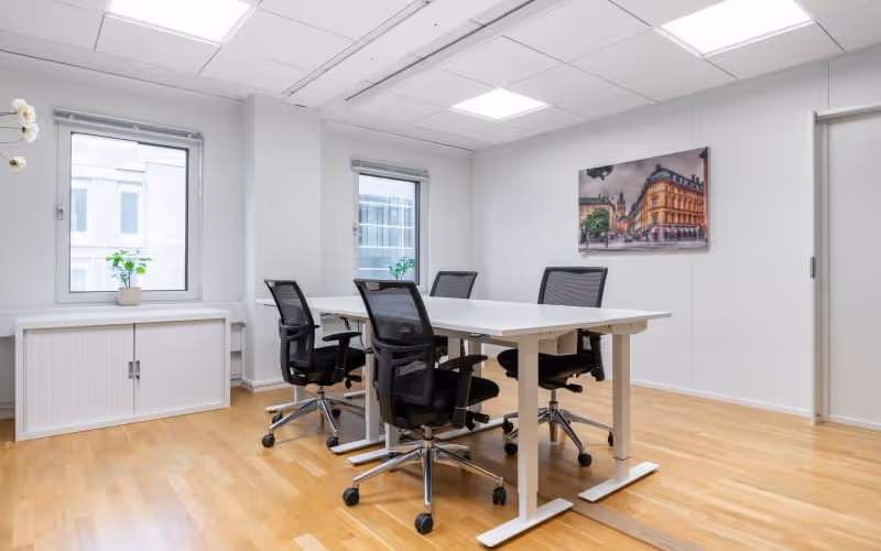 100 E Ringvagen, Stockholm, 50 DESKS 100 E Ringvagen, Stockholm image 1