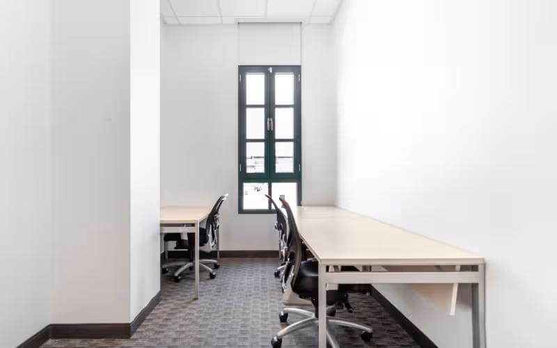 410 South Rampart Blvd, Las Vegas, 50 DESKS 410 South Rampart Blvd, Las Vegas image 1