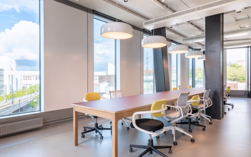 27 Hammarbybacken, Stockholm, 50 DESKS 27 Hammarbybacken, Stockholm image 1