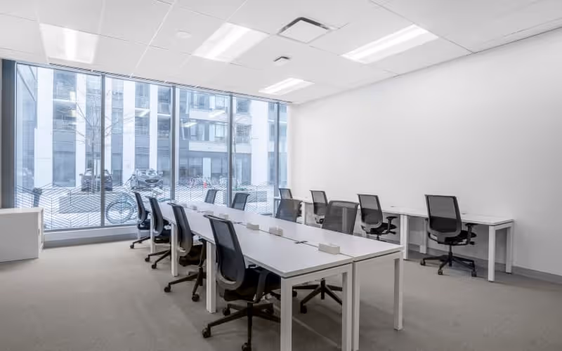 34 Minowan Miikan Lane, Toronto, 50 DESKS 34 Minowan Miikan Lane, Toronto image 1