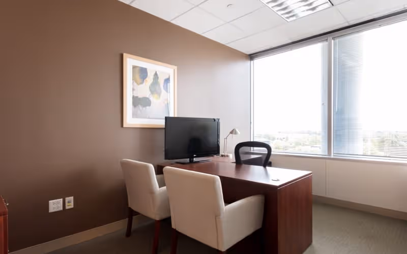 700 Commerce Drive, Oak Brook, 50 DESKS 700 Commerce Drive, Oak Brook image 1
