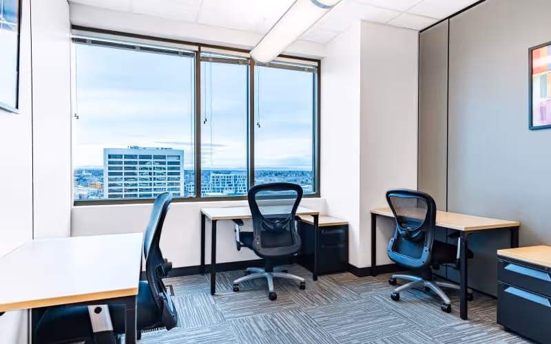 950 Bannock Street, Boise, 50 DESKS 950 Bannock Street, Boise image 1