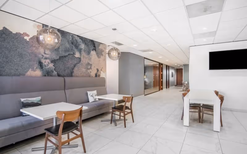 7150 East Camelback Road, Scottsdale image 1