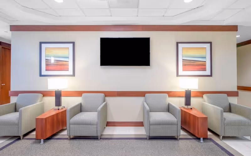 2300 Lakeview Parkway, Alpharetta, 50 DESKS 2300 Lakeview Parkway, Alpharetta image 1