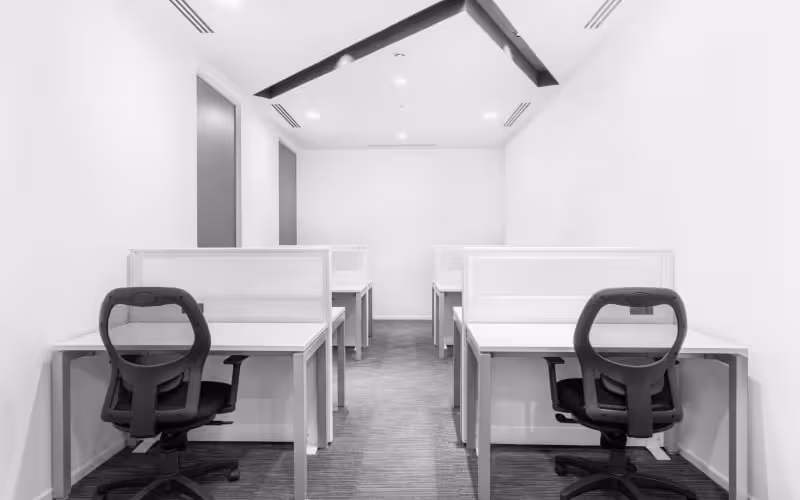 Mina Jebel Ali - Jebel Ali Freezone, Dubai, 50 DESKS Mina Jebel Ali - Jebel Ali Freezone, Dubai image 1