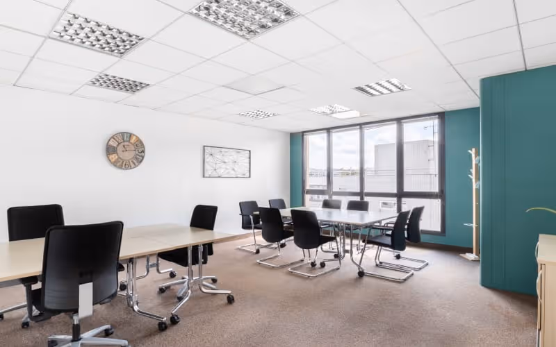 93 Rue De La Villette, Lyon, 50 DESKS 93 Rue De La Villette, Lyon image 1