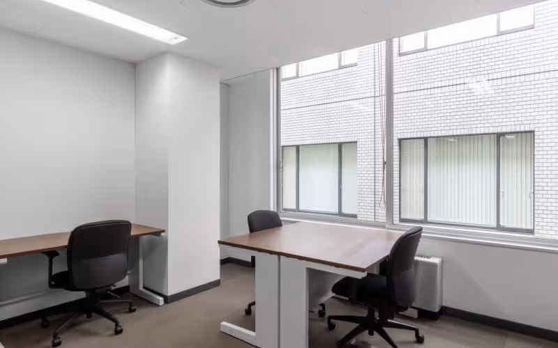 3-4-1 Marunouchi Chiyoda-ku, Tokyo, 50 DESKS 3-4-1 Marunouchi Chiyoda-ku, Tokyo image 1